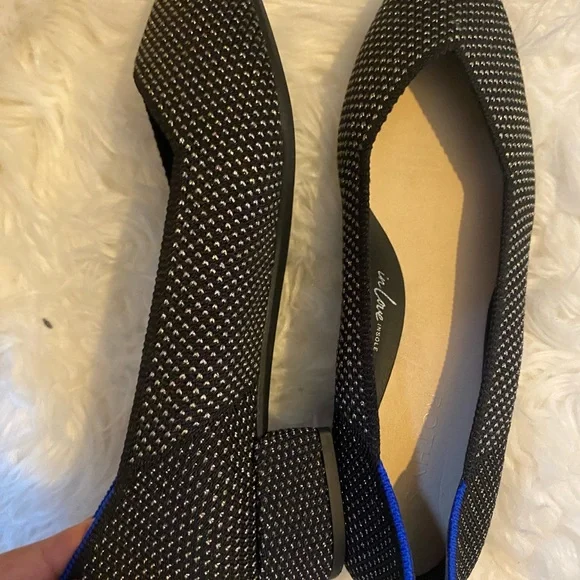 Rothys Sjze 10.5 Stylish Black and Blue Women's Flats - Picture 2 of 4